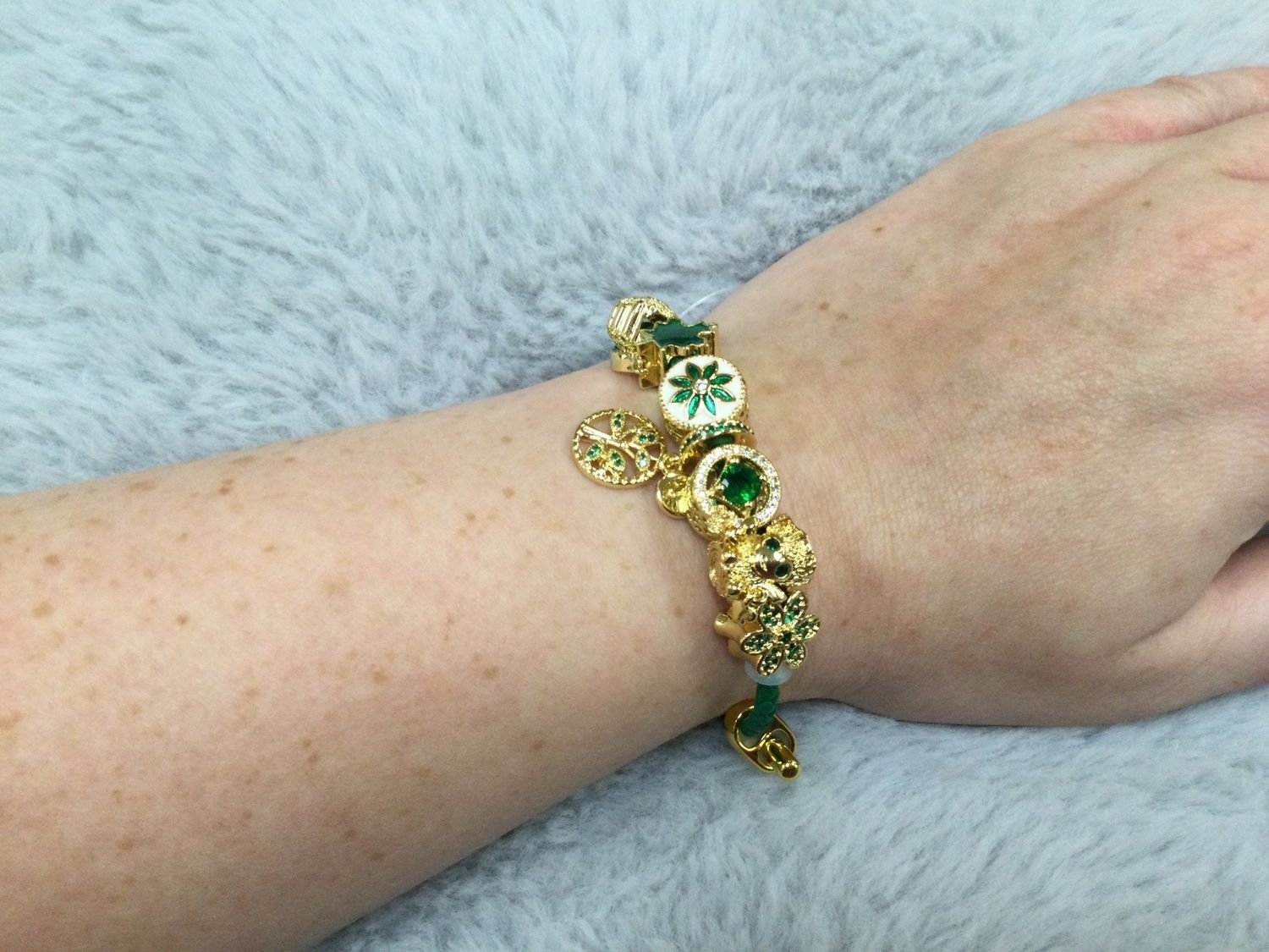 Bracelet - 036, Color: GREEN