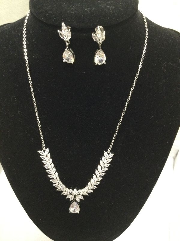 N SET - 199 - SILVER