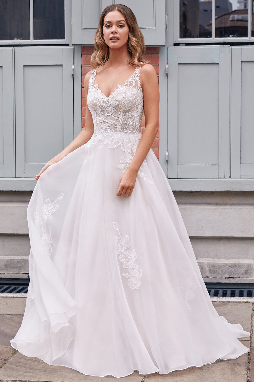 SE22-11250, Color: Ivory/Ivory/Nude, Size: size 14
