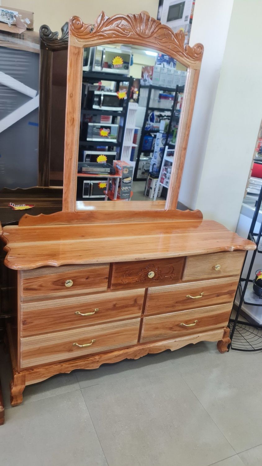 7 DRAW DRESSER (CEDAR)