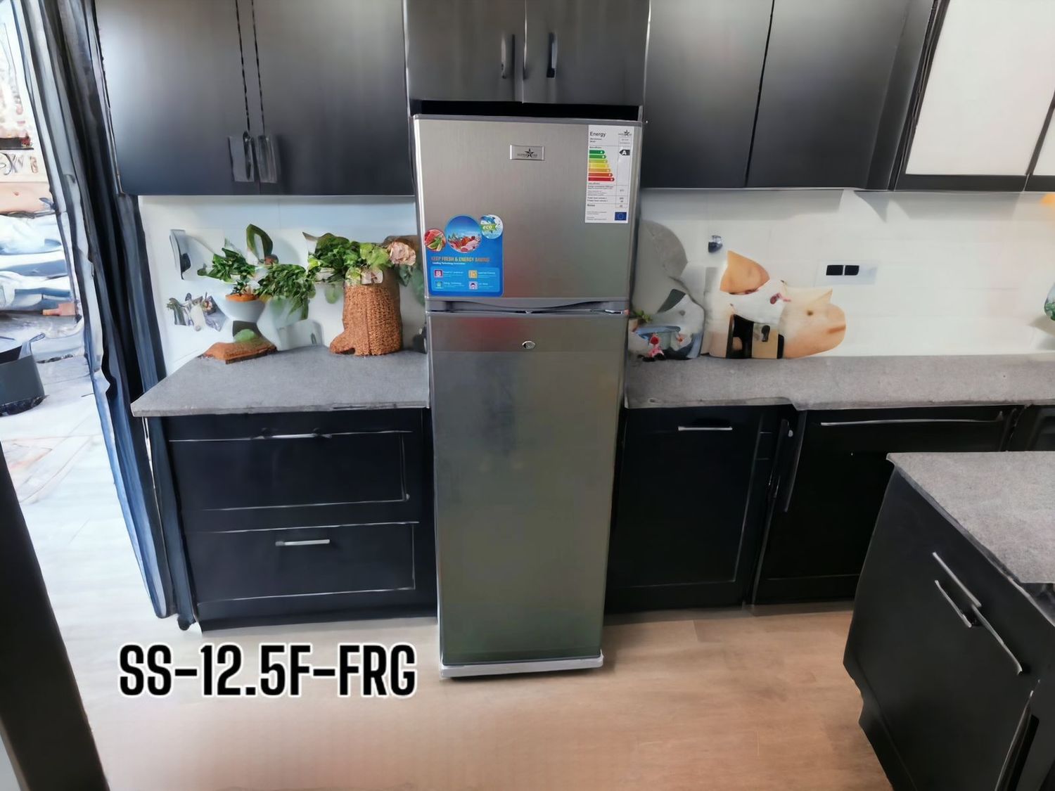 SS-12.5 - FROST SUPERSTAR STANDING  FRIDGE