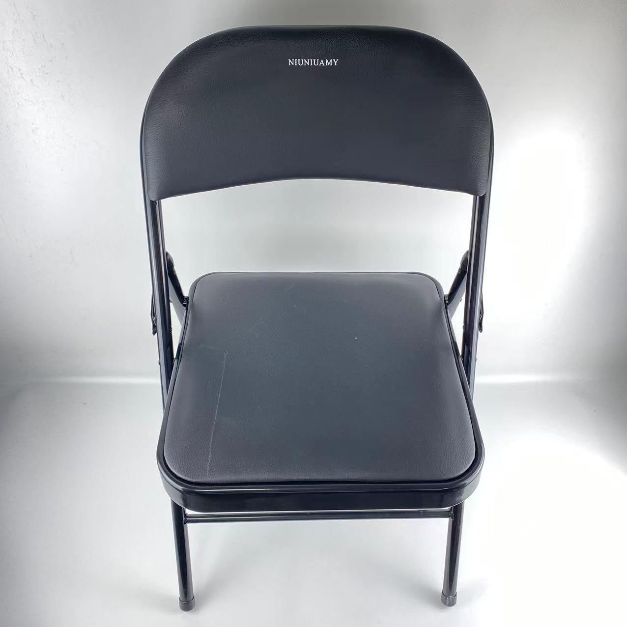 BLACK FOLDING CHAIR PADED