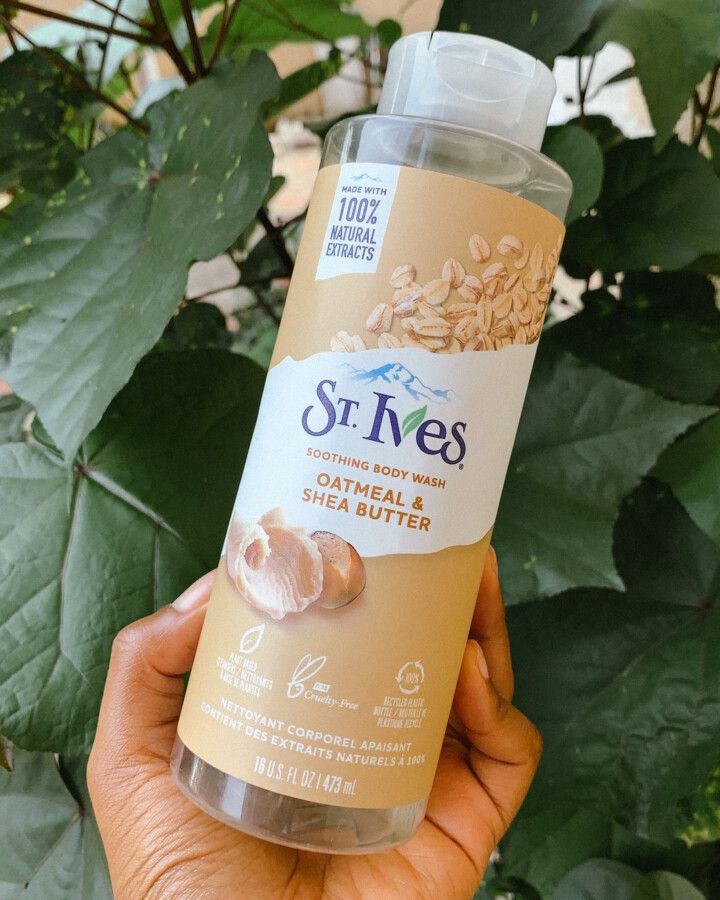 ST. IVES OATMEAL &amp; SHEA BUTTER BODY WASH 473ML