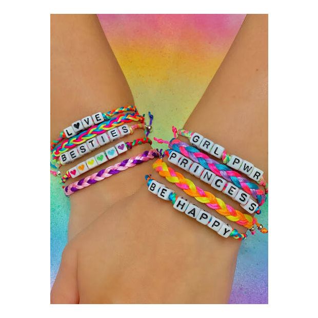 Wristlett Best Friends