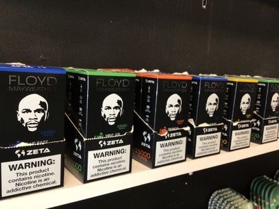 FLOYD MAYWEATHER BLUE RAZZ 15000 PUFFS