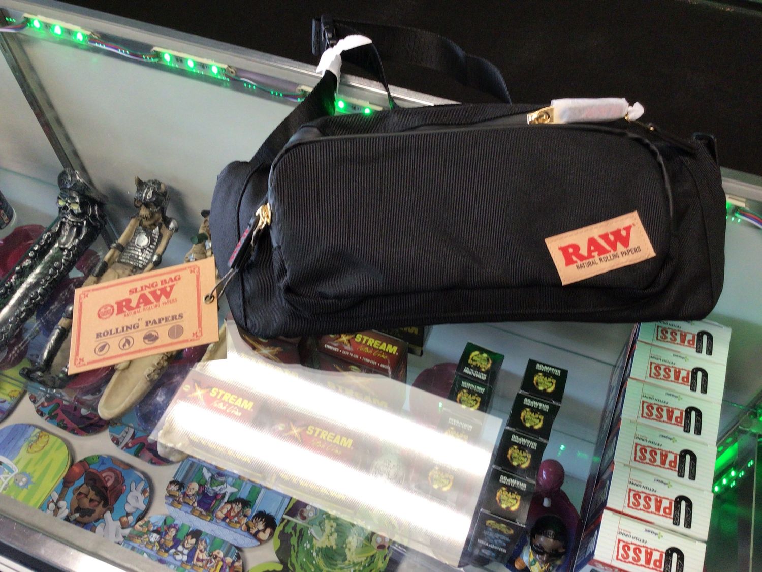 Raw Sling Bag smell proof