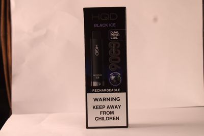 HQD - BLACK ICE  RECHARGEABLE  9000 PUFFS