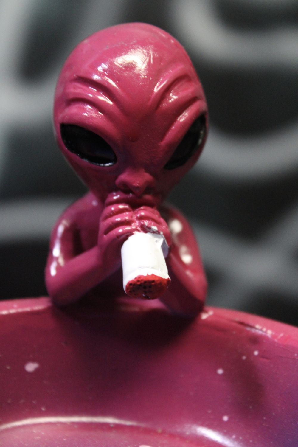 Alien ashtray #1