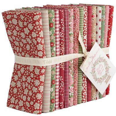 Tilda Creating Memories Winter Fat Quarter Bundle- 16pcs