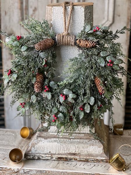 20&quot; Holly Hill Cedar Hanging Wreath