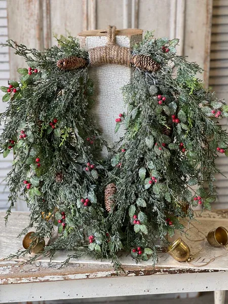 26&quot; Holly Hill Cedar Hanging Wreath