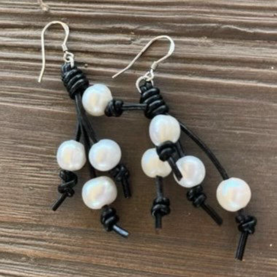 Drop Pearl Earrings