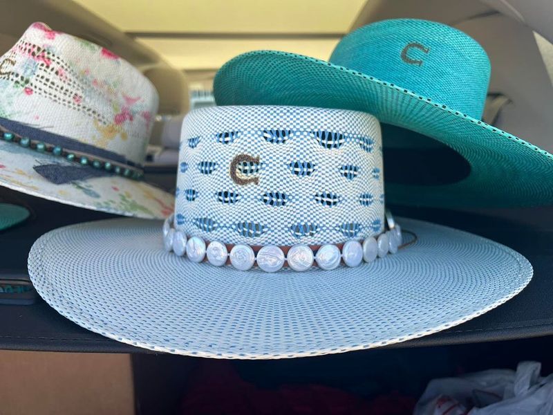 Charlie 1 Horse Hat with Freshwater coin pearl Hat Band