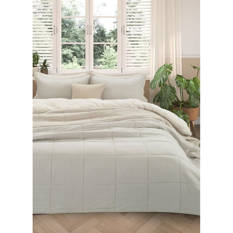 Tagliatelle Natural Quilt and Shams, Size: King