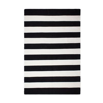 Nantucket 5’ x 8’ Black & White Rug Nantucket 5’ x 8’ Black & White Rug