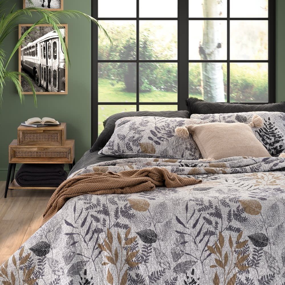 Lena Super King Quilt and Shams