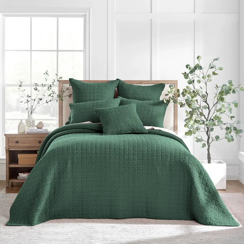 Mills Waffle Forest Green Bedspread Set