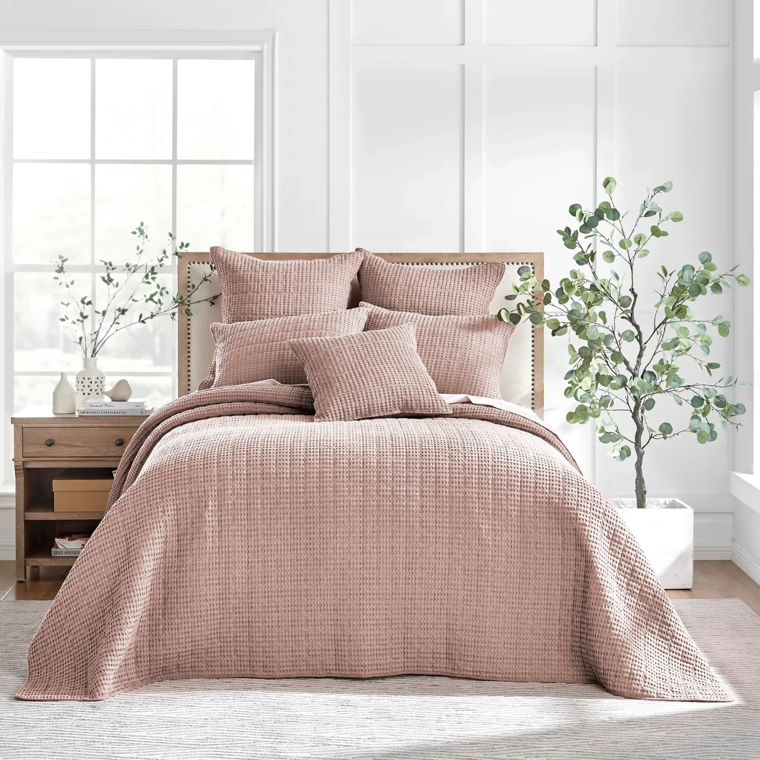 Mills Waffle Blush Bedspread Set