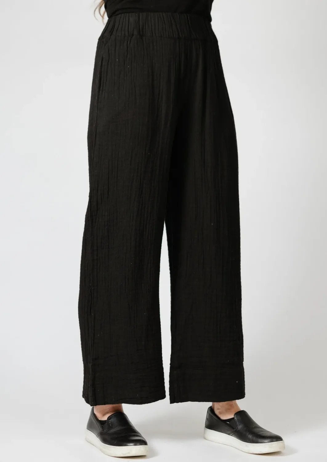 Reyana Crop Pant Black