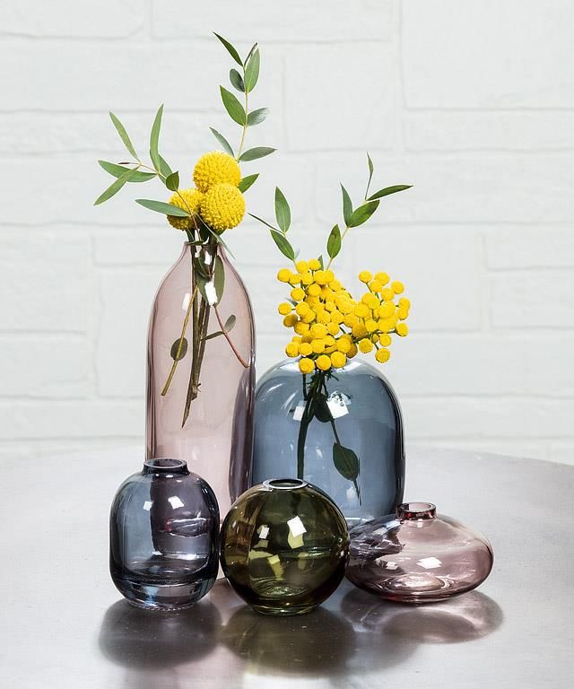 Bud Vase Dark Rose