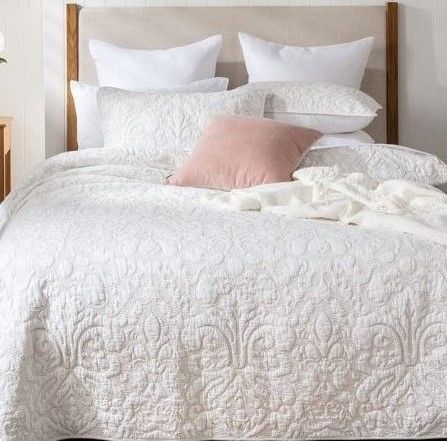Chelsea Quilt and Shams