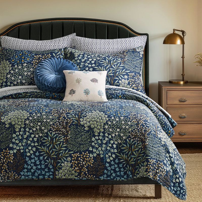 English Forest Navy Quilt and Shams