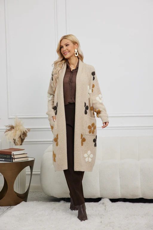 3D Tuffed Jacquard Cardigan O/S