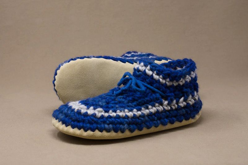 Slipper - Women&#39;s Denim with Stripe