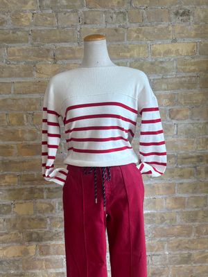 Suzanne Straight Crop Lava Red
