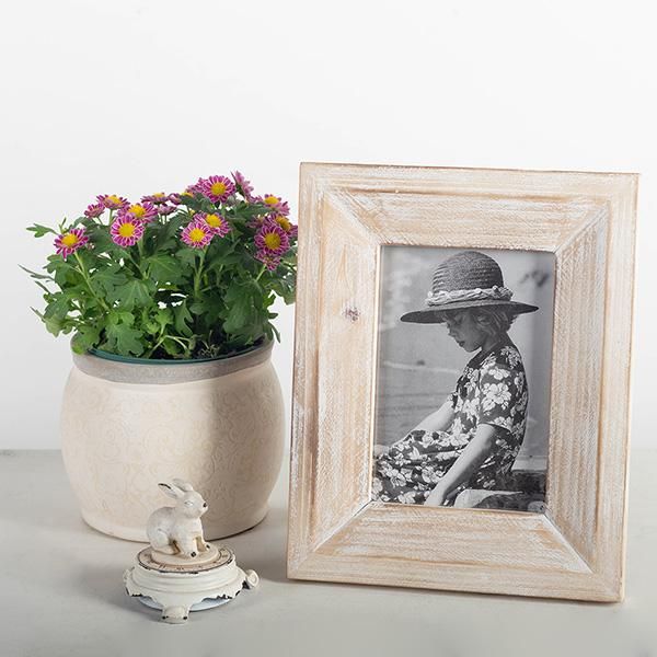 White Wooden Picture Frame, Size: Small