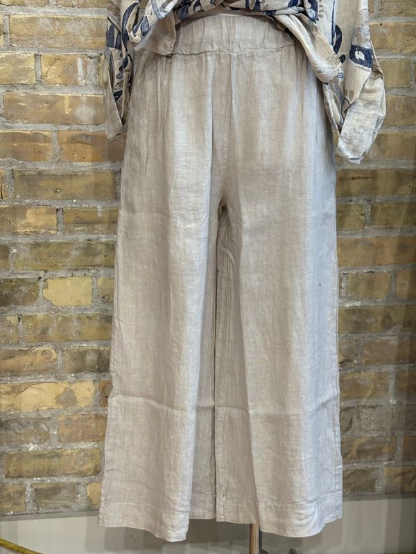 Celia's Pants Beige
