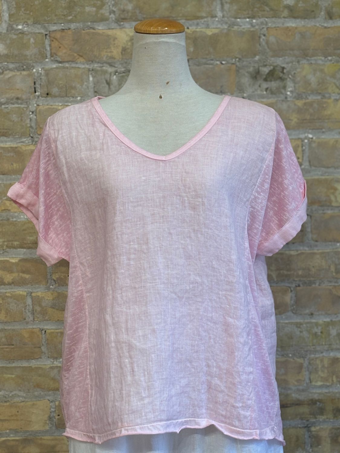 Breezy Linen V-Neck Tee Pink