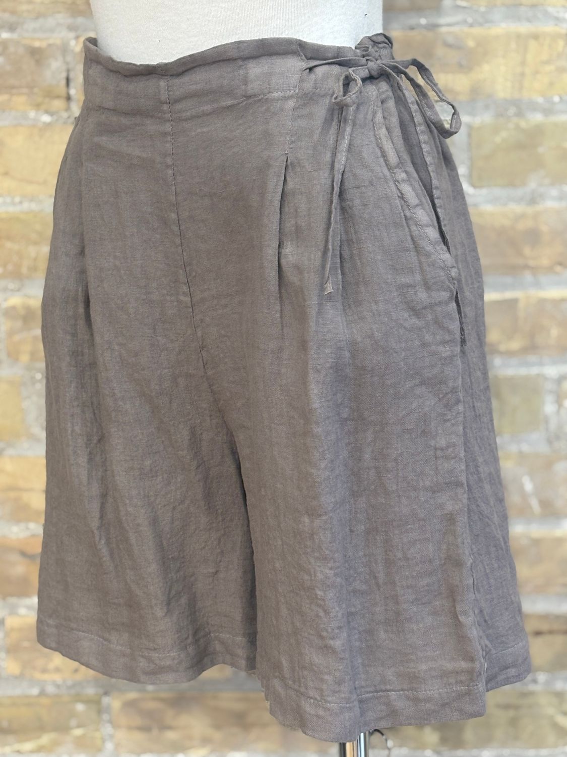 Tie-Waist Shorts Fango