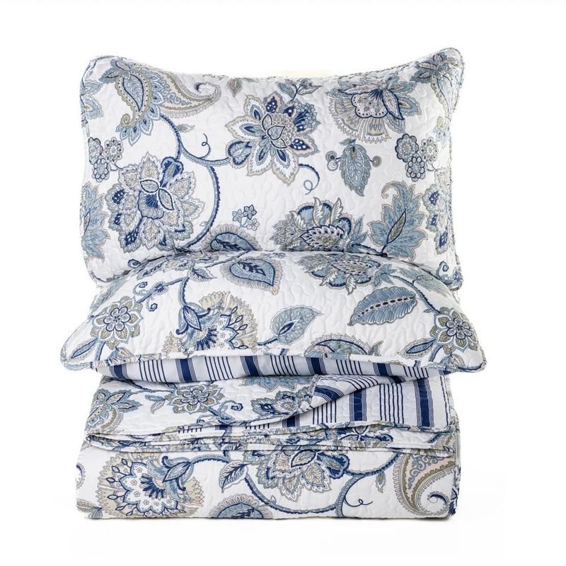 Nil Quilt &amp; Shams