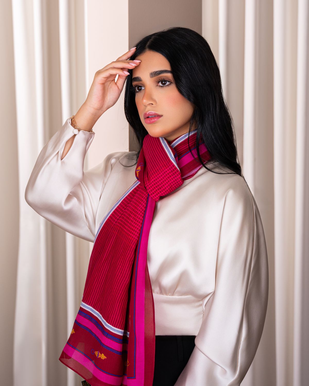 Queen Rose - كوين روز  l Scarf - سكارف