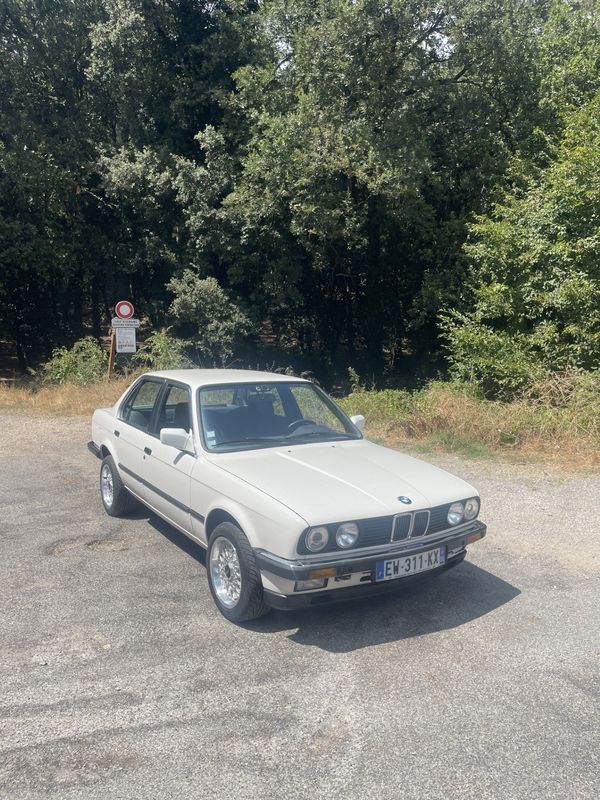 BMW e 30
