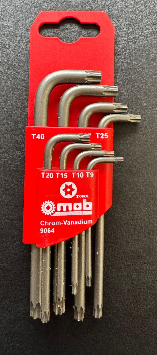 MOB - ETUIS 8 CLES MALES TORX PERCEES - T9, T10, T15, T20, T25, T27, T30, T40