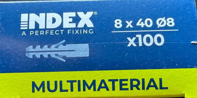 CHEVILLES NYLON 8X40 - SANS COLLERETTE - BOITE DE 100