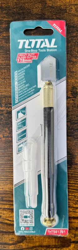 TOTAL - COUPE VERRE A HUILE