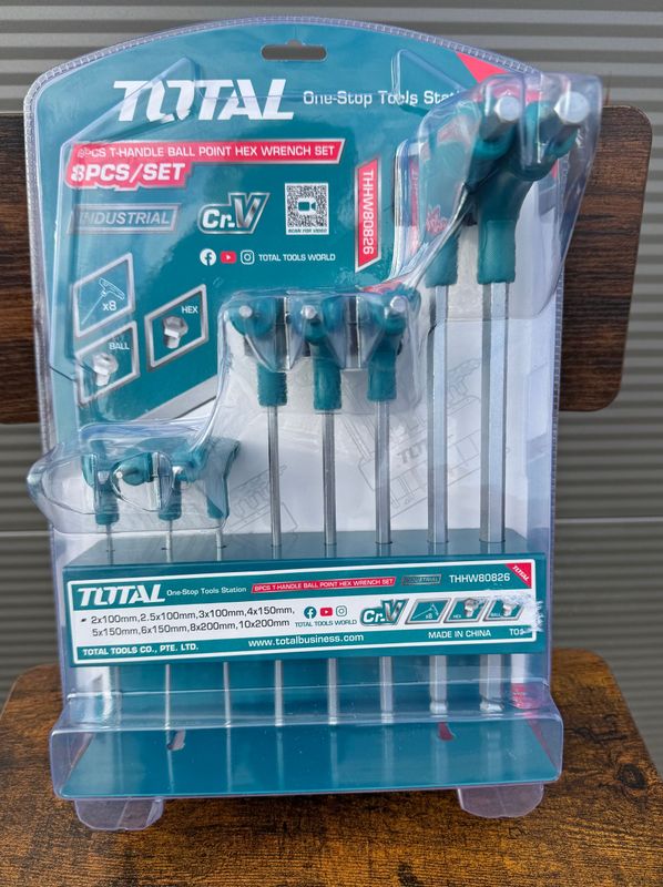 TOTAL-JEU DE 8 CLES EN T-HEXAGONALES A BOULE+SUSPENTE