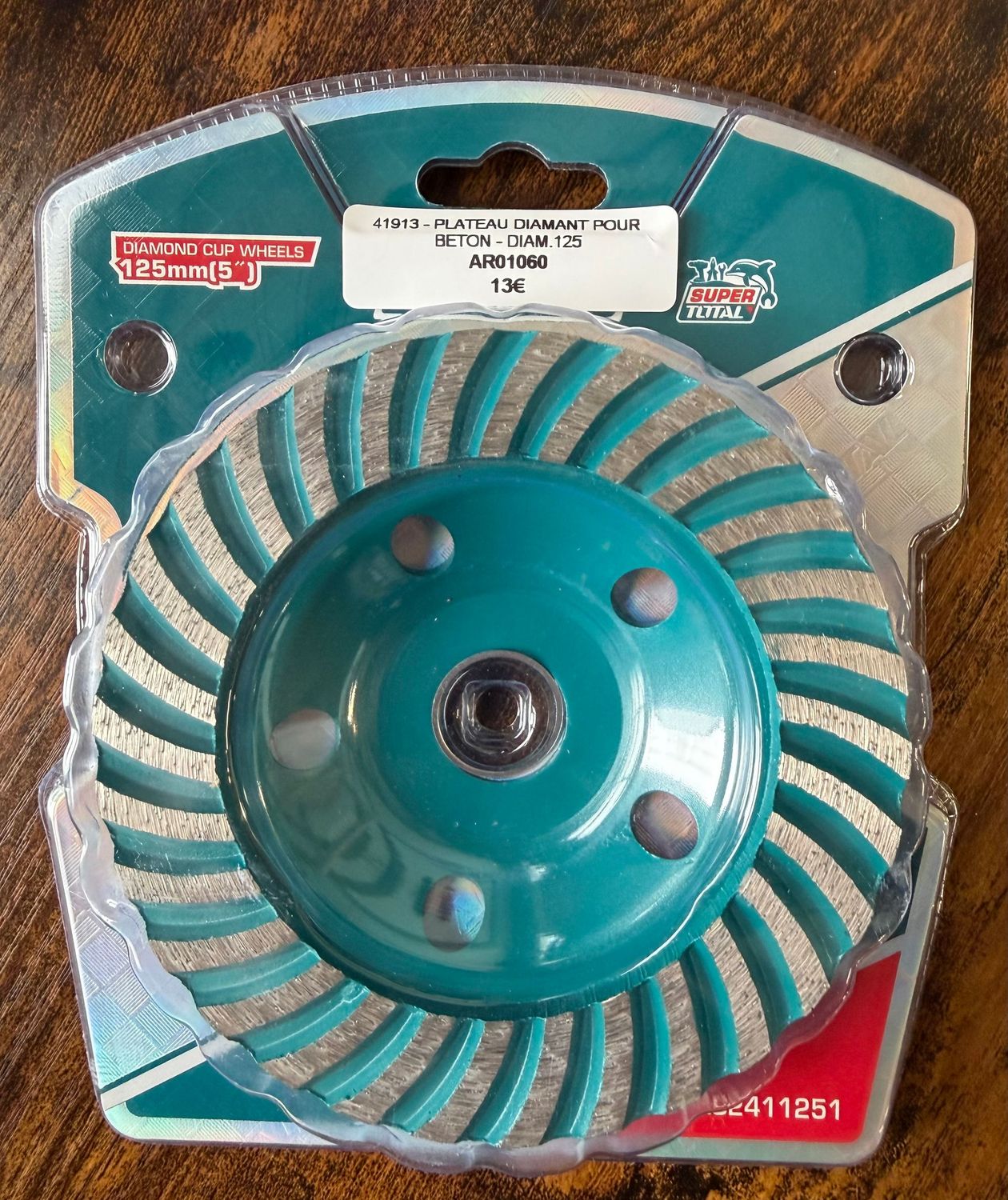 TOTAL - PLATEAU DIAMANT POUR BETON - DIAM.125