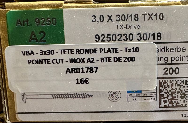 VIS A BOIS - 3x30 - Tx10 - TÊTE RONDE PLATE - POINTE CUT - INOX A2 - BOITE DE 200 VIS A BOIS - 3x30 - Tx10 - TÊTE RONDE PLATE - POINTE CUT - INOX A2 - BOITE DE 200