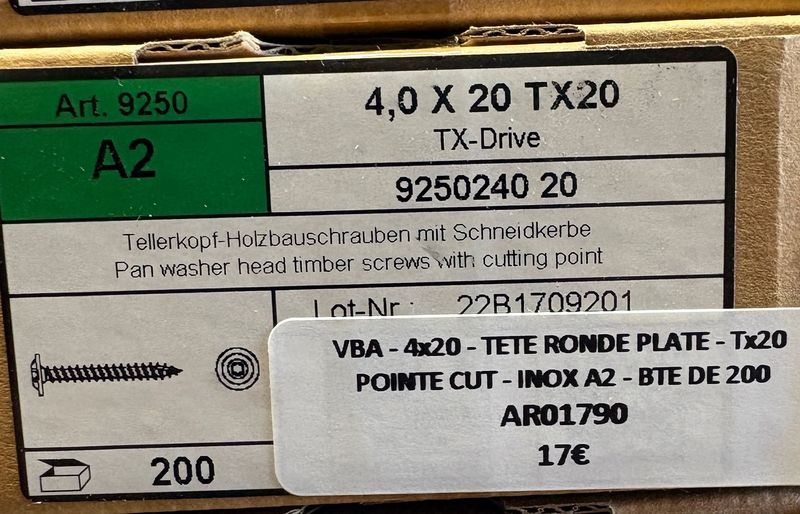 VIS A BOIS - 4x20 - Tx20 - TÊTE RONDE PLATE - POINTE CUT - INOX A2 - BOITE DE 200 VIS A BOIS - 4x20 - Tx20 - TÊTE RONDE PLATE - POINTE CUT - INOX A2 - BOITE DE 200