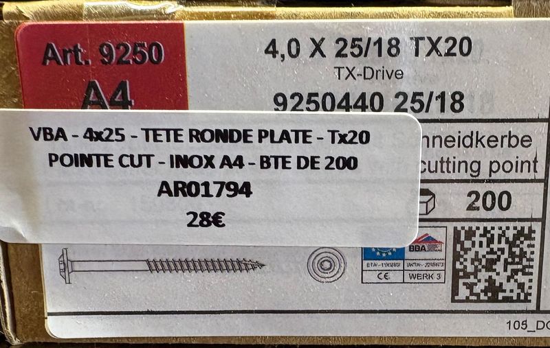 VIS A BOIS - 4x25 - Tx20 - TÊTE RONDE PLATE - POINTE CUT - INOX A4 - BOITE DE 200 VIS A BOIS - 4x25 - Tx20 - TÊTE RONDE PLATE - POINTE CUT - INOX A4 - BOITE DE 200