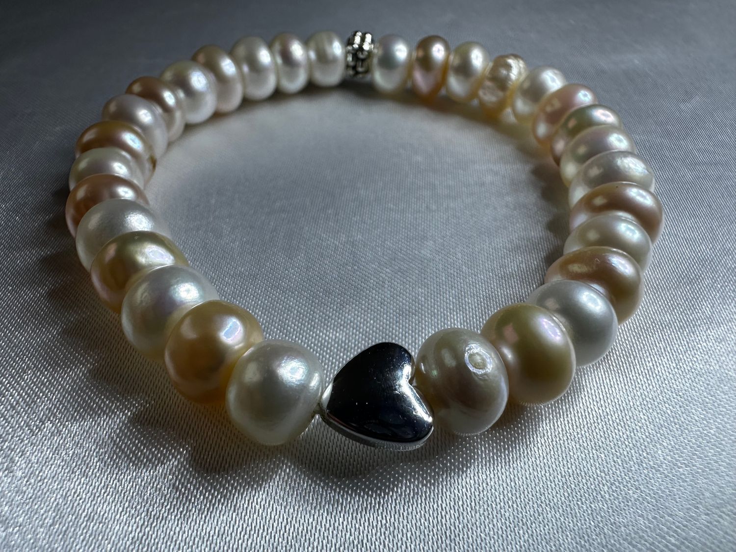 White and Pale Pink Pearl Bracelet