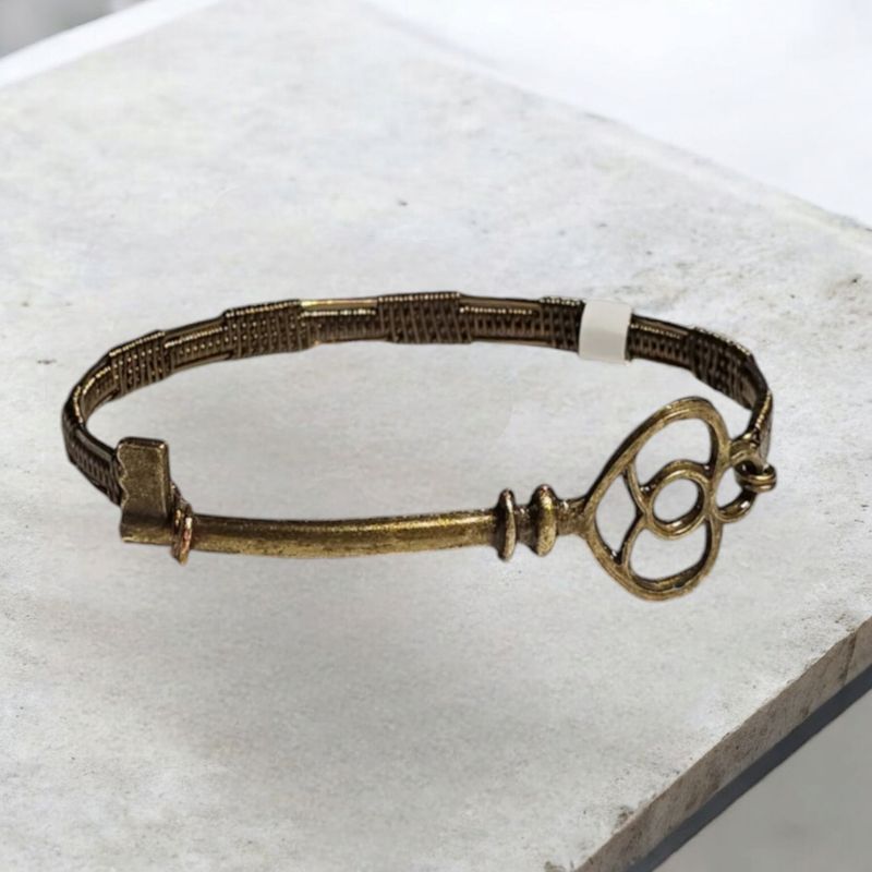 Key Bangle