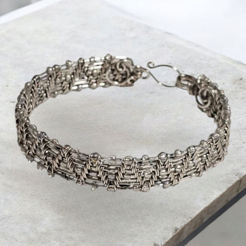 Silver beaded Bangle