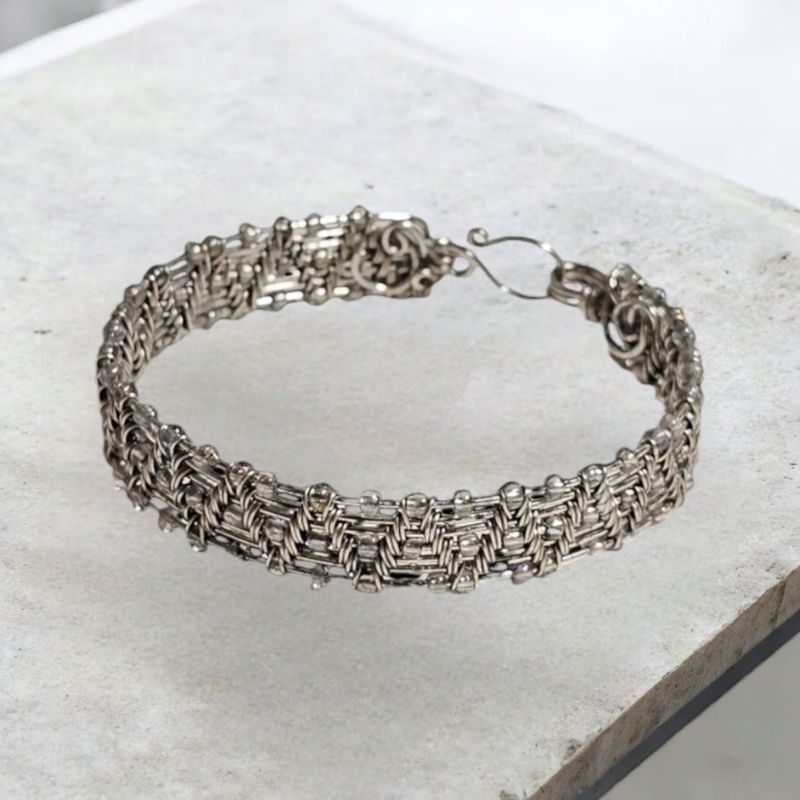 Silver beaded Bangle