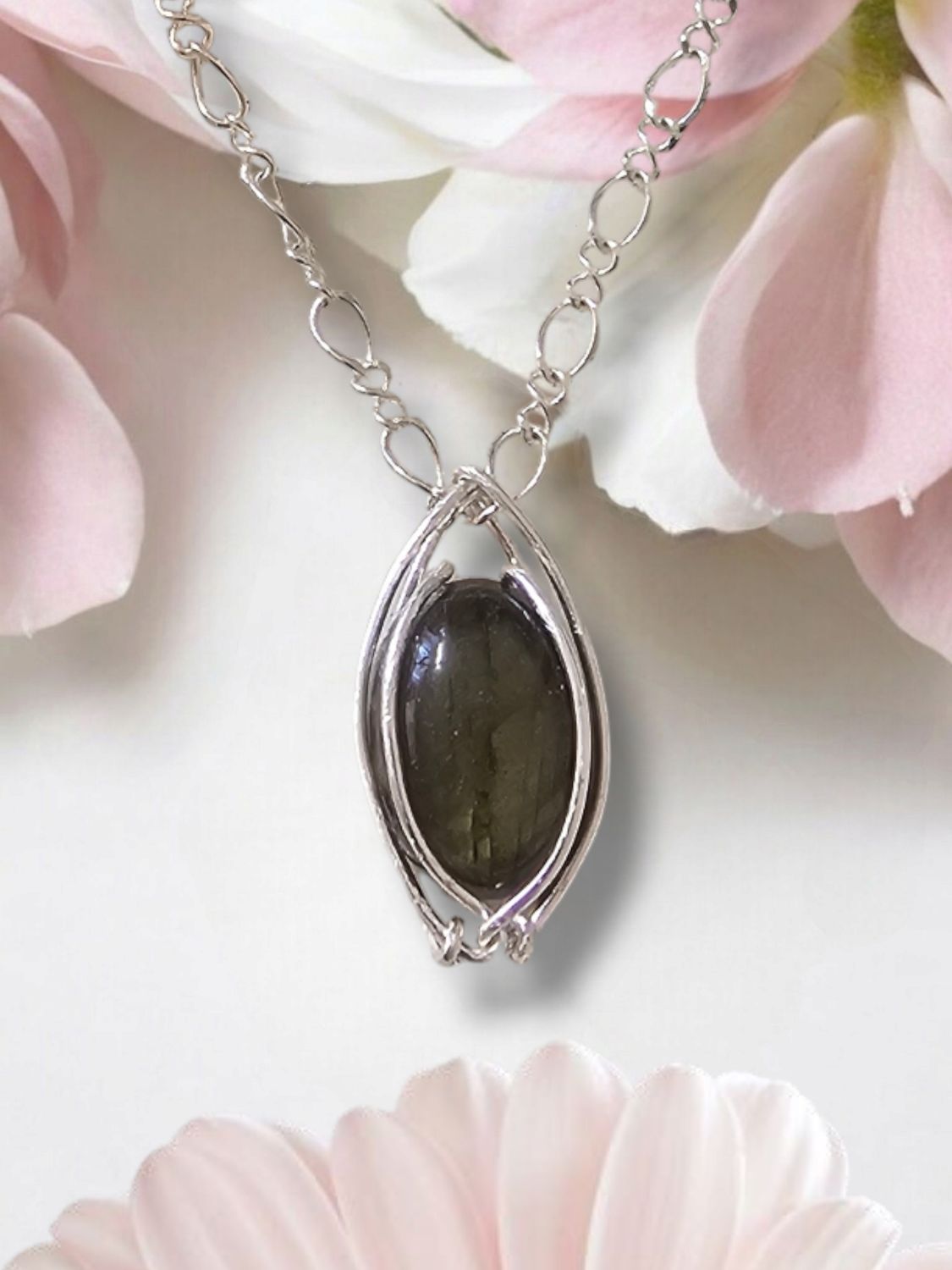 Labradorite Pendant