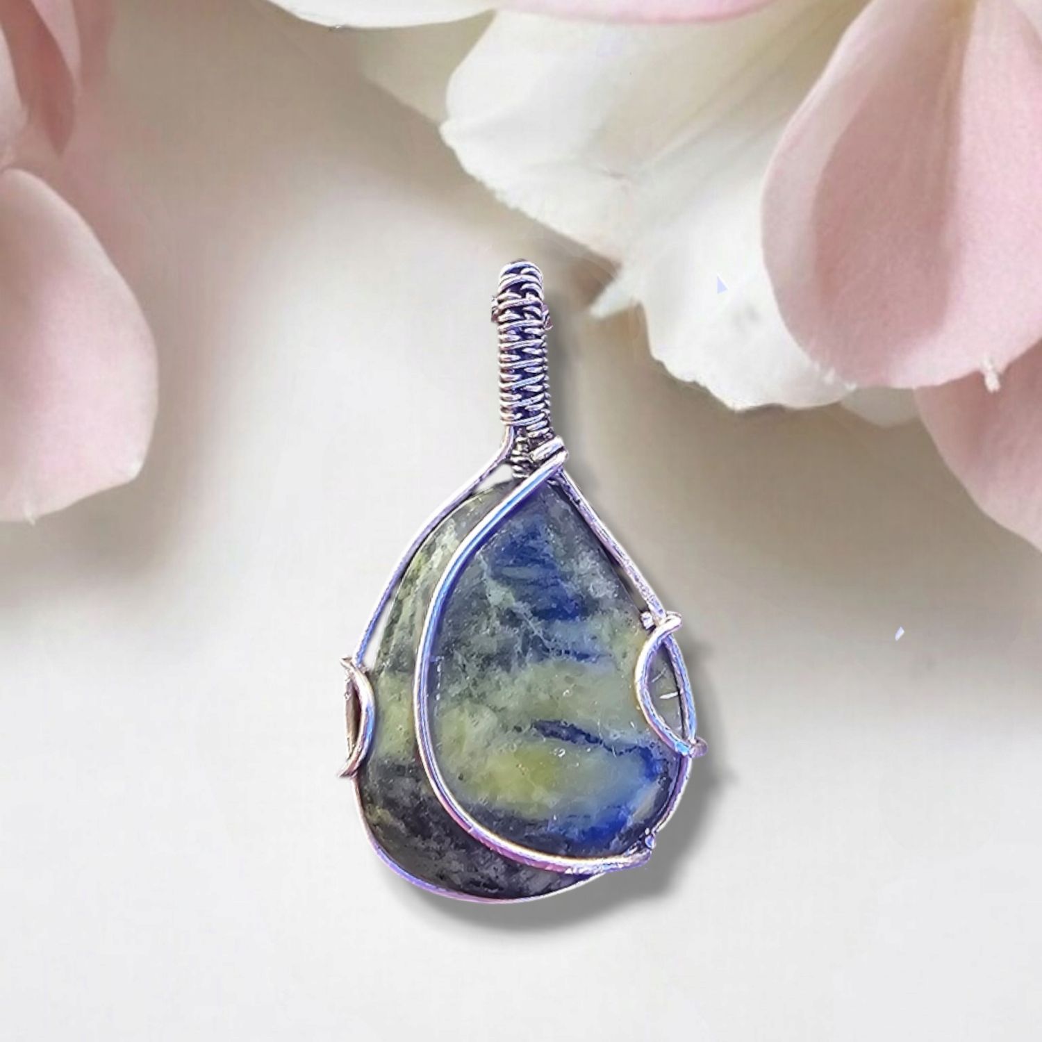 Serpentine Pendant